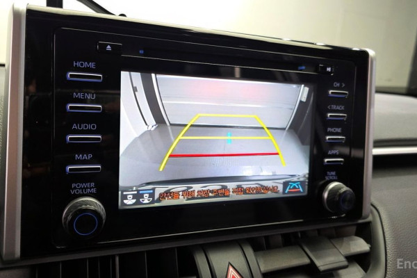 2020 Toyota RAV4 с пробегом 52 901 км