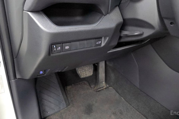 2022 Toyota RAV4 с пробегом 17 223 км