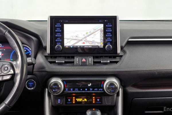 2020 Toyota RAV4 с пробегом 275 216 км