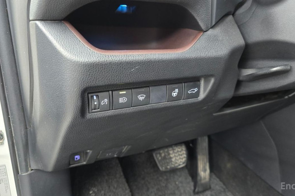 2020 Toyota RAV4 с пробегом 275 216 км