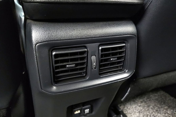 2021 Toyota RAV4 с пробегом 69 353 км