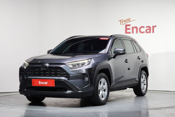 2021 Toyota RAV4 с пробегом 69 353 км
