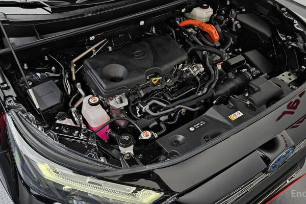 2023 Toyota RAV4 с пробегом 29 839 км