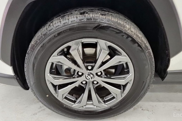 2022 Toyota RAV4 с пробегом 54 000 км