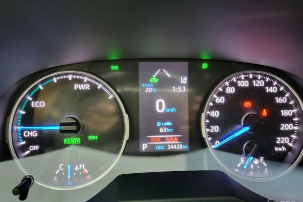 2022 Toyota RAV4 с пробегом 34 428 км