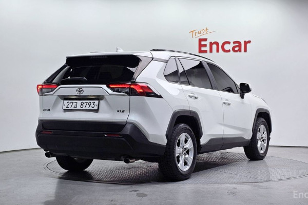 2019 Toyota RAV4 с пробегом 84 768 км