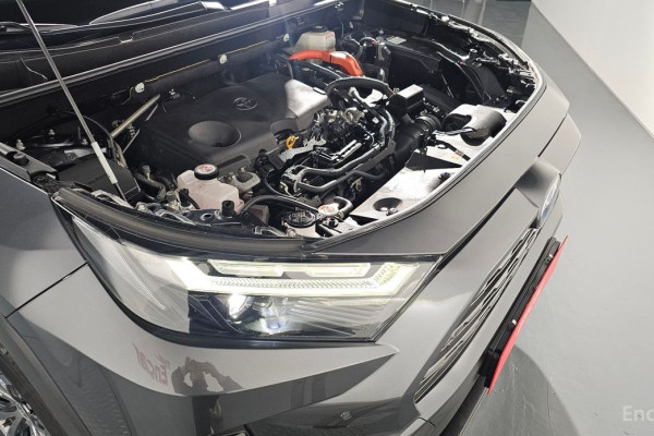 2023 Toyota RAV4 с пробегом 36 434 км