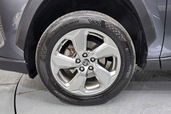 2021 Toyota RAV4 с пробегом 100 789 км