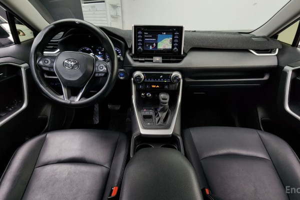 2021 Toyota RAV4 с пробегом 100 789 км