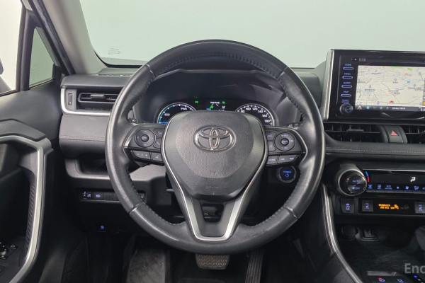 2021 Toyota RAV4 с пробегом 68 164 км