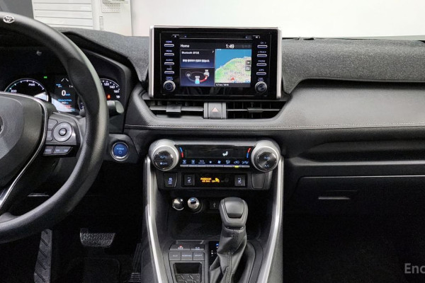 2021 Toyota RAV4 с пробегом 100 789 км