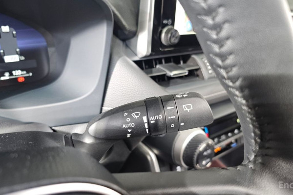 2023 Toyota RAV4 с пробегом 36 434 км