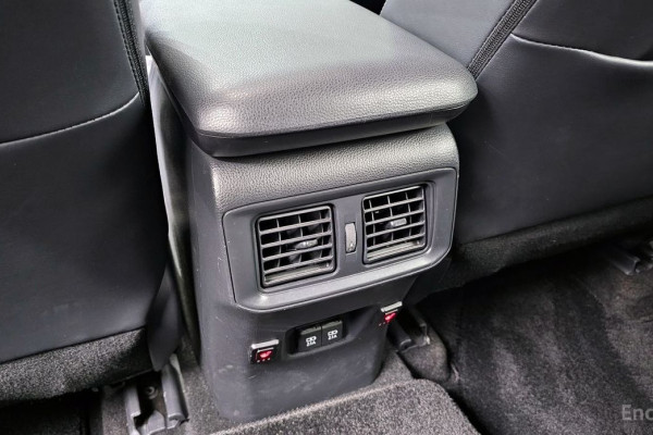 2019 Toyota RAV4 с пробегом 84 768 км