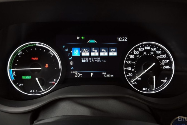 2023 Toyota Sienna с пробегом 12 363 км