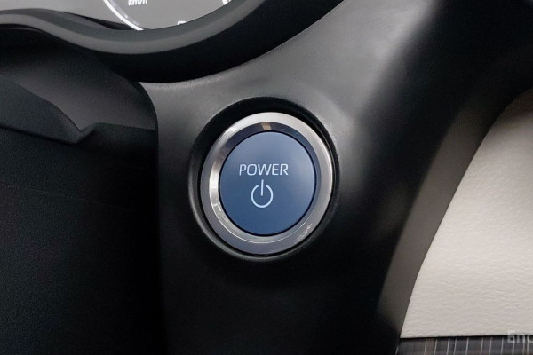 2022 Toyota Sienna с пробегом 17 131 км