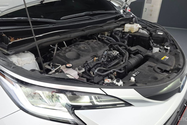 2023 Toyota Sienna с пробегом 49 807 км