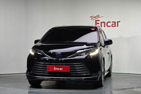 2021 Toyota Sienna с пробегом 85 720 км