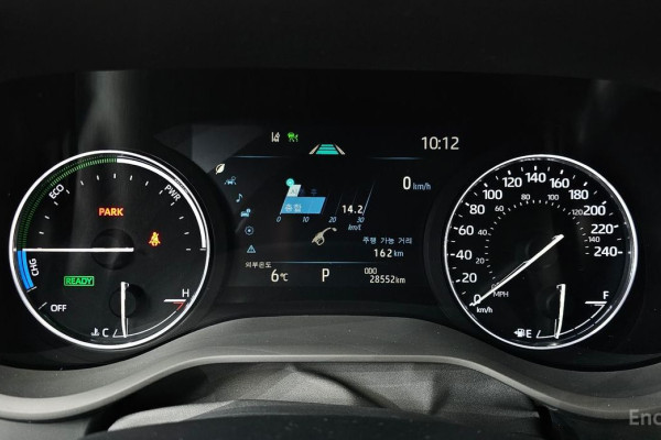 2023 Toyota Sienna с пробегом 28 552 км