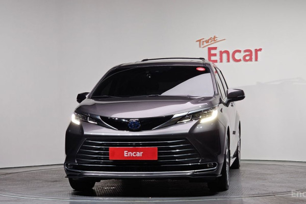 2021 Toyota Sienna с пробегом 68 753 км