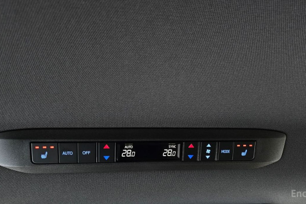 2023 Toyota Sienna с пробегом 28 552 км