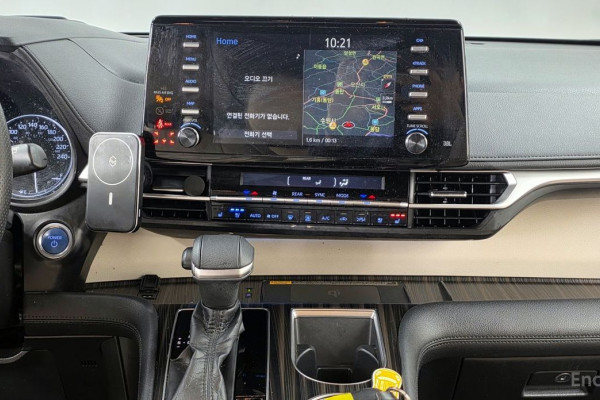 2021 Toyota Sienna с пробегом 85 720 км