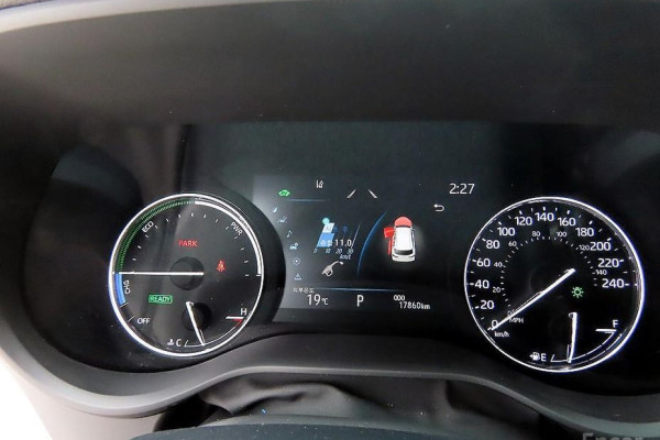 2023 Toyota Sienna с пробегом 17 857 км