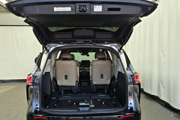 2021 Toyota Sienna с пробегом 68 753 км