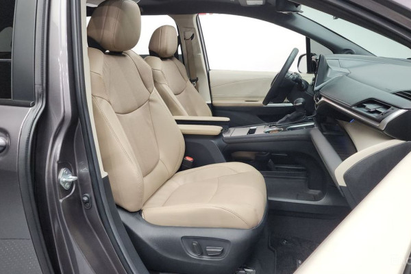 2023 Toyota Sienna с пробегом 49 958 км