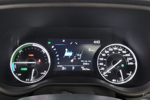 2023 Toyota Sienna с пробегом 44 673 км