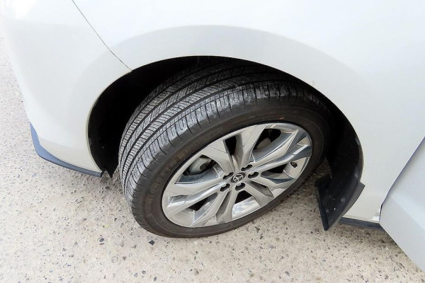 2023 Toyota Sienna с пробегом 17 857 км