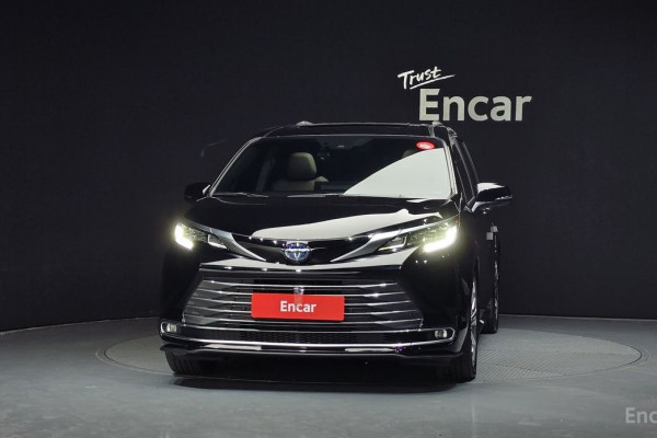 2022 Toyota Sienna с пробегом 38 689 км