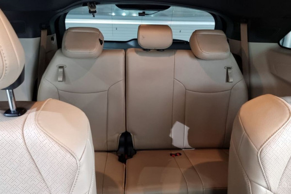 2023 Toyota Sienna с пробегом 50 454 км