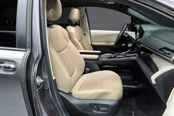 2023 Toyota Sienna с пробегом 57 063 км