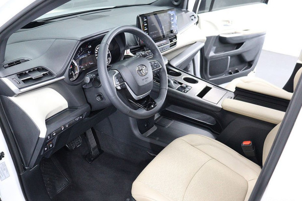 2022 Toyota Sienna с пробегом 31 390 км