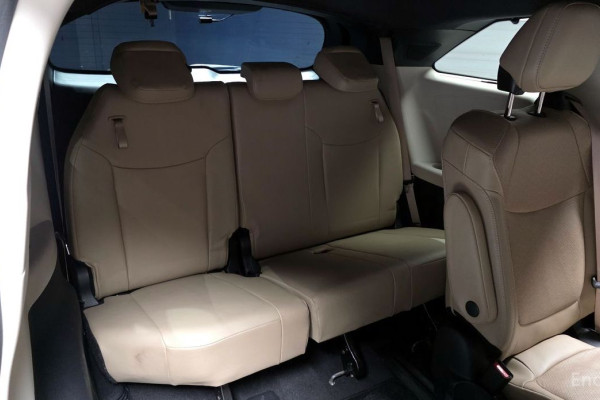 2023 Toyota Sienna с пробегом 57 063 км