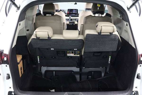 2022 Toyota Sienna с пробегом 31 390 км