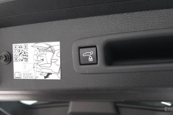 2023 Toyota Sienna с пробегом 54 651 км