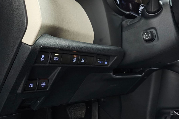 2023 Toyota Sienna с пробегом 72 609 км