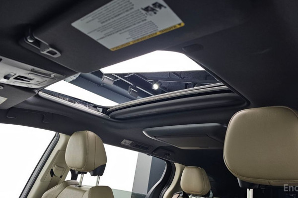 2023 Toyota Sienna с пробегом 46 242 км