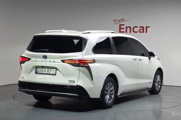 2021 Toyota Sienna с пробегом 73 186 км