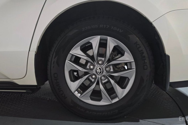 2021 Toyota Sienna с пробегом 73 186 км