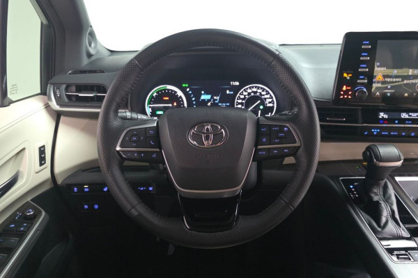 2021 Toyota Sienna с пробегом 73 186 км