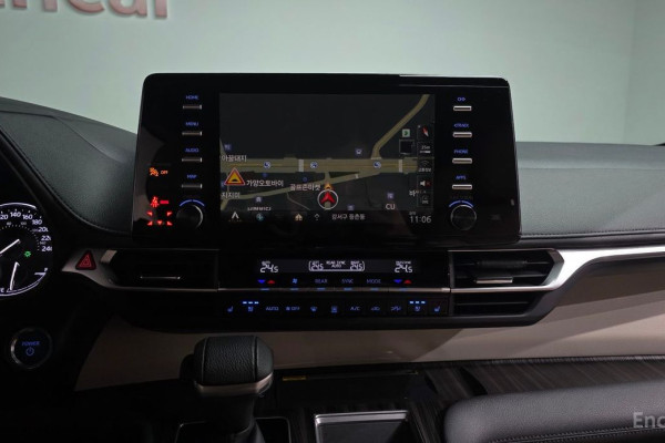 2021 Toyota Sienna с пробегом 73 186 км