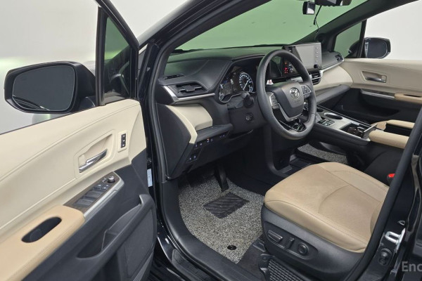 2022 Toyota Sienna с пробегом 70 164 км