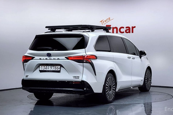 2021 Toyota Sienna с пробегом 97 934 км