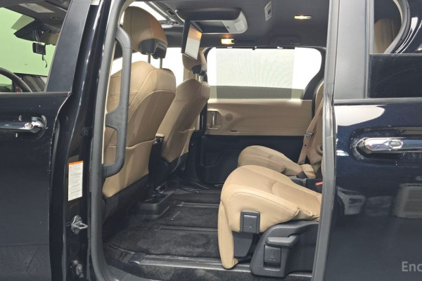 2022 Toyota Sienna с пробегом 70 164 км