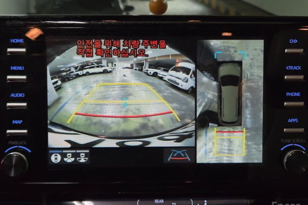 2022 Toyota Sienna с пробегом 42 271 км