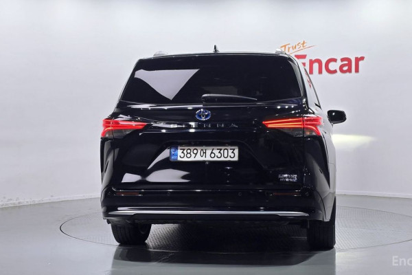 2021 Toyota Sienna с пробегом 47 923 км