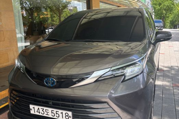 2023 Toyota Sienna с пробегом 105 000 км