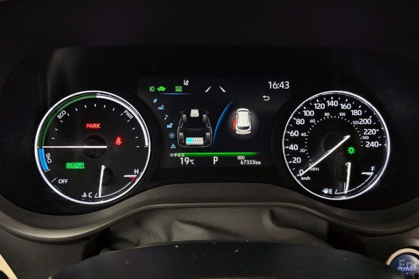 2021 Toyota Sienna с пробегом 67 333 км